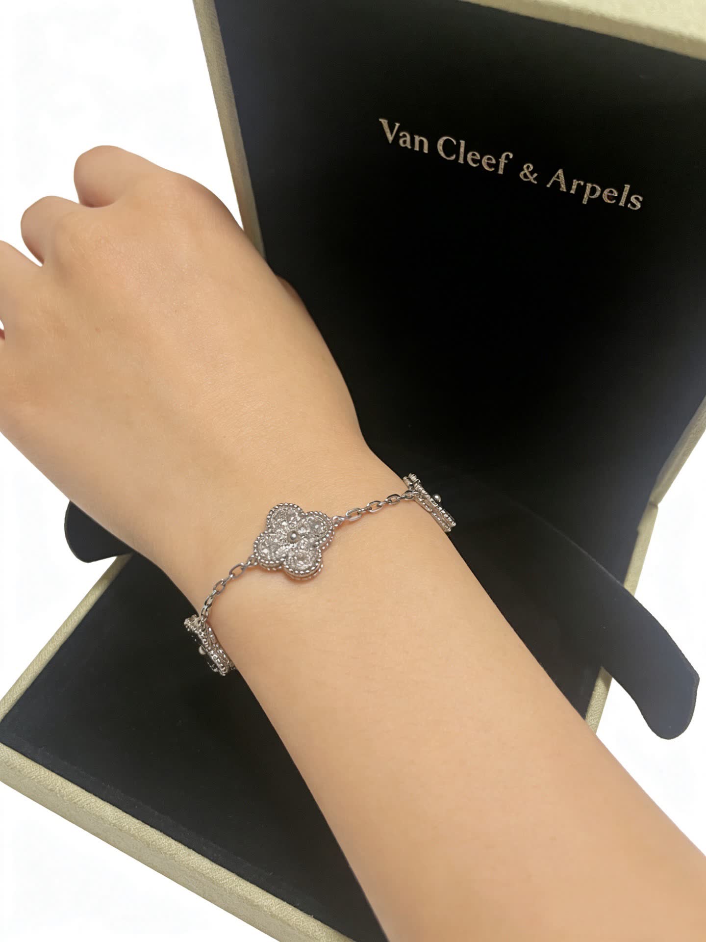 Van Cleef & Arpels Alhambra Bracelet